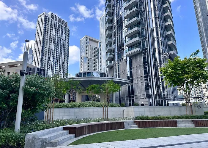 Burj Khalifa View - Modern 1Bdr Apartment