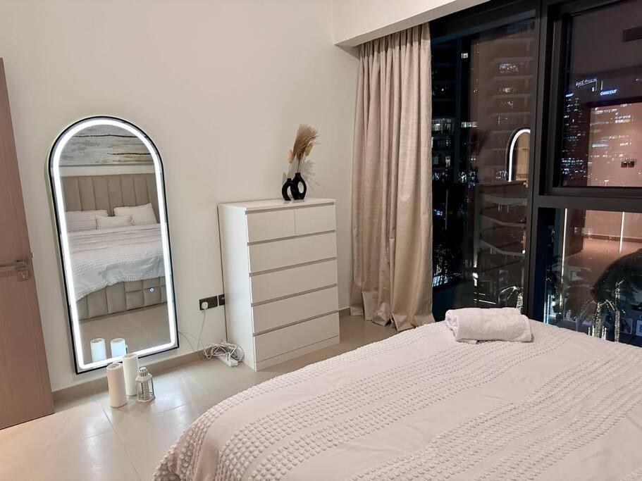 Burj Khalifa View - Modern 1bdr Dubaï